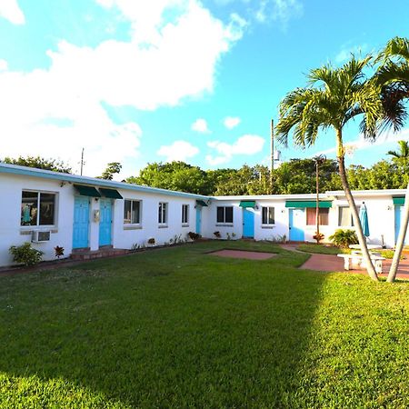 Hallandale Beach Motel With Free Parking And Full Kitchen ! No Extra Fees! Accepting Cash! Extérieur photo