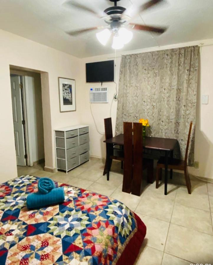 Hallandale Beach Motel With Free Parking And Full Kitchen ! No Extra Fees! Accepting Cash! Extérieur photo